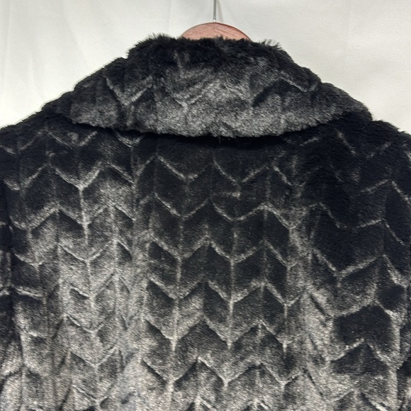 Band of the free Val collard black stunning fir coat jacket Small - Picture 6 of 11